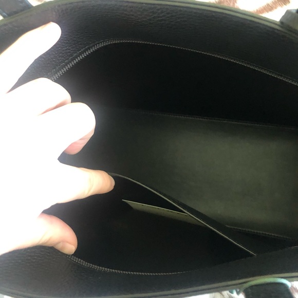 Black Lauren Ralph Lauren leather purse - Picture 4 of 7